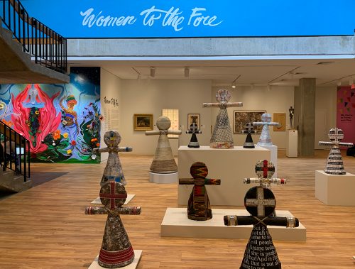 A picture containing text, indoor Description automatically generated