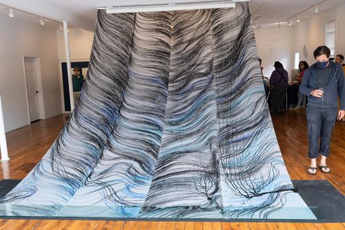 A picture containing text, indoor Description automatically generated