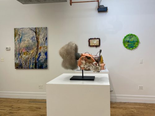 A picture containing text, indoor, room, scene Description automatically generated