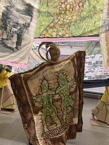 A picture containing indoor Description automatically generated