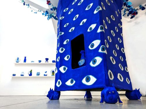 A picture containing blue Description automatically generated