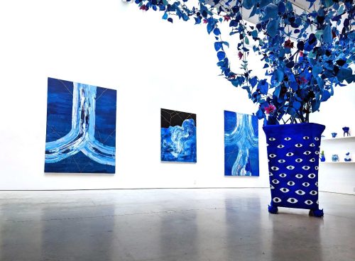 A picture containing room, gallery, scene Description automatically generated