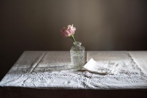 Osnat Ben Dov's "Lisianthus with an Embroidered Napkin," 2022.