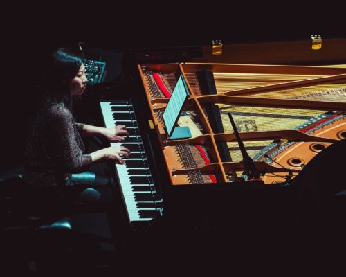 Pianist Clara Yang